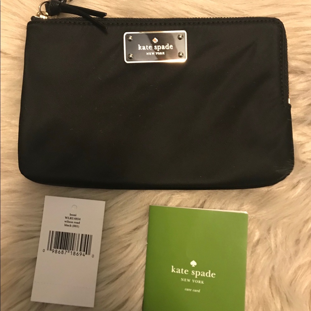 Kate Spade Wilson Road Leoni wristlet